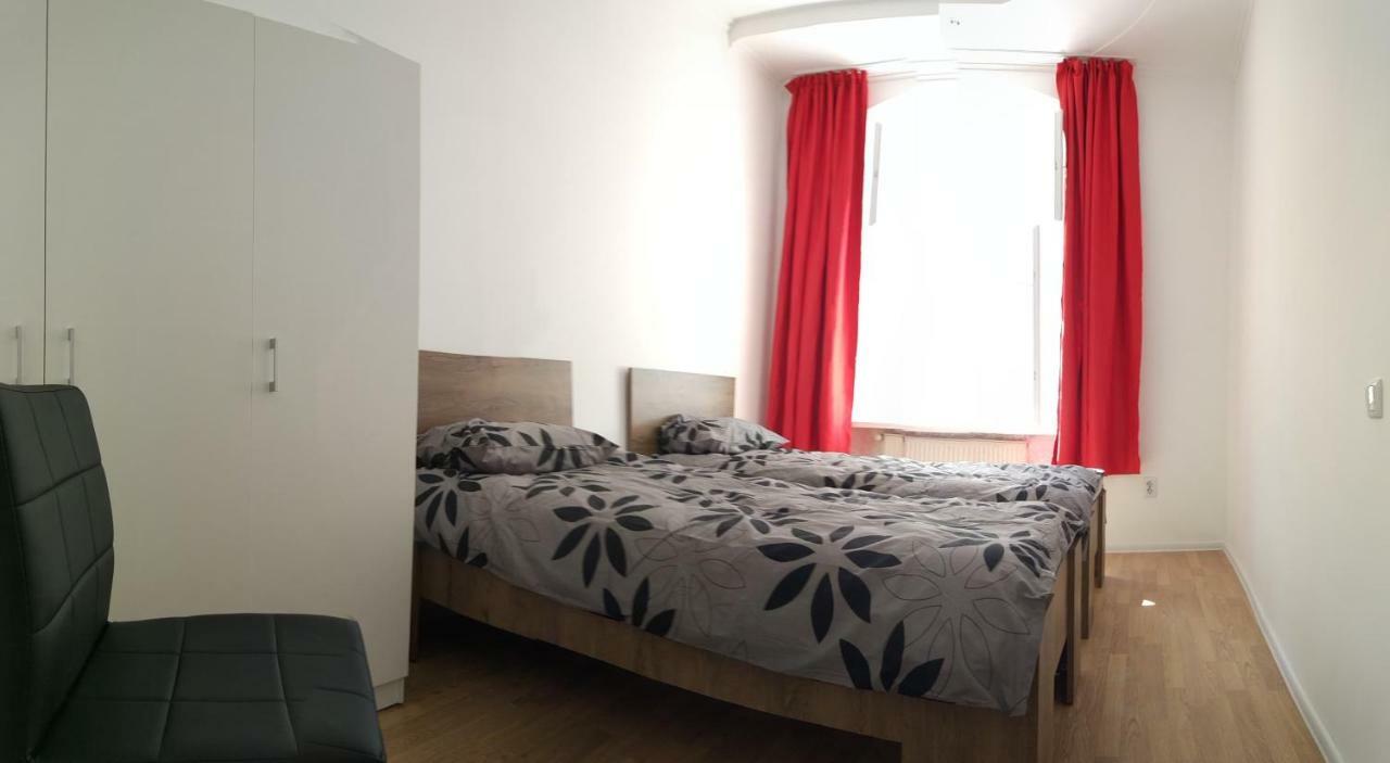 Modern Apartment In Lviv Historic Centre Exteriör bild